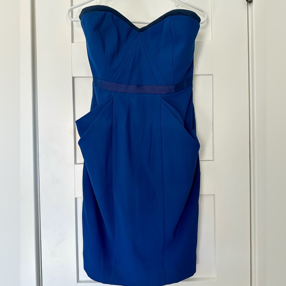BCBGMaxazria Blue Daphne Strapless Cocktail Dress (Size 6)
